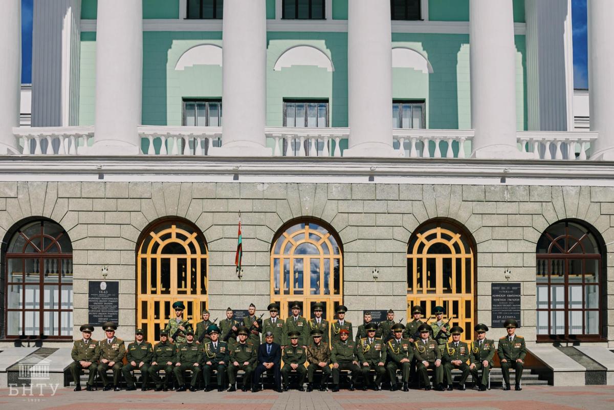 Слушатели Военного учебного центра при ЮУрГУ приняли присягу - Газета «SMART Университет»